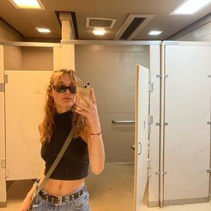 Meet your Posher, Delaney